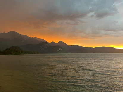 Hotels am See - Verpflegung: Frühstück - Ein Gewitter naht... - Seehaus Apartments am Kochelsee