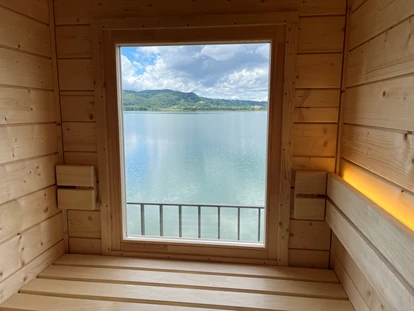 Hotels am See - Verpflegung: Frühstück - Private Aussensauna mit Blick auf den Kochelsee - Seehaus Apartments am Kochelsee
