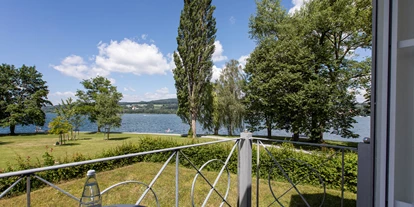 Hotels am See - Verpflegung: Frühstück - Seesicht Zimmer Balkon - See & Park Hotel Feldbach