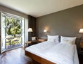 Urlaub am See: Seesicht Zimmer - See & Park Hotel Feldbach