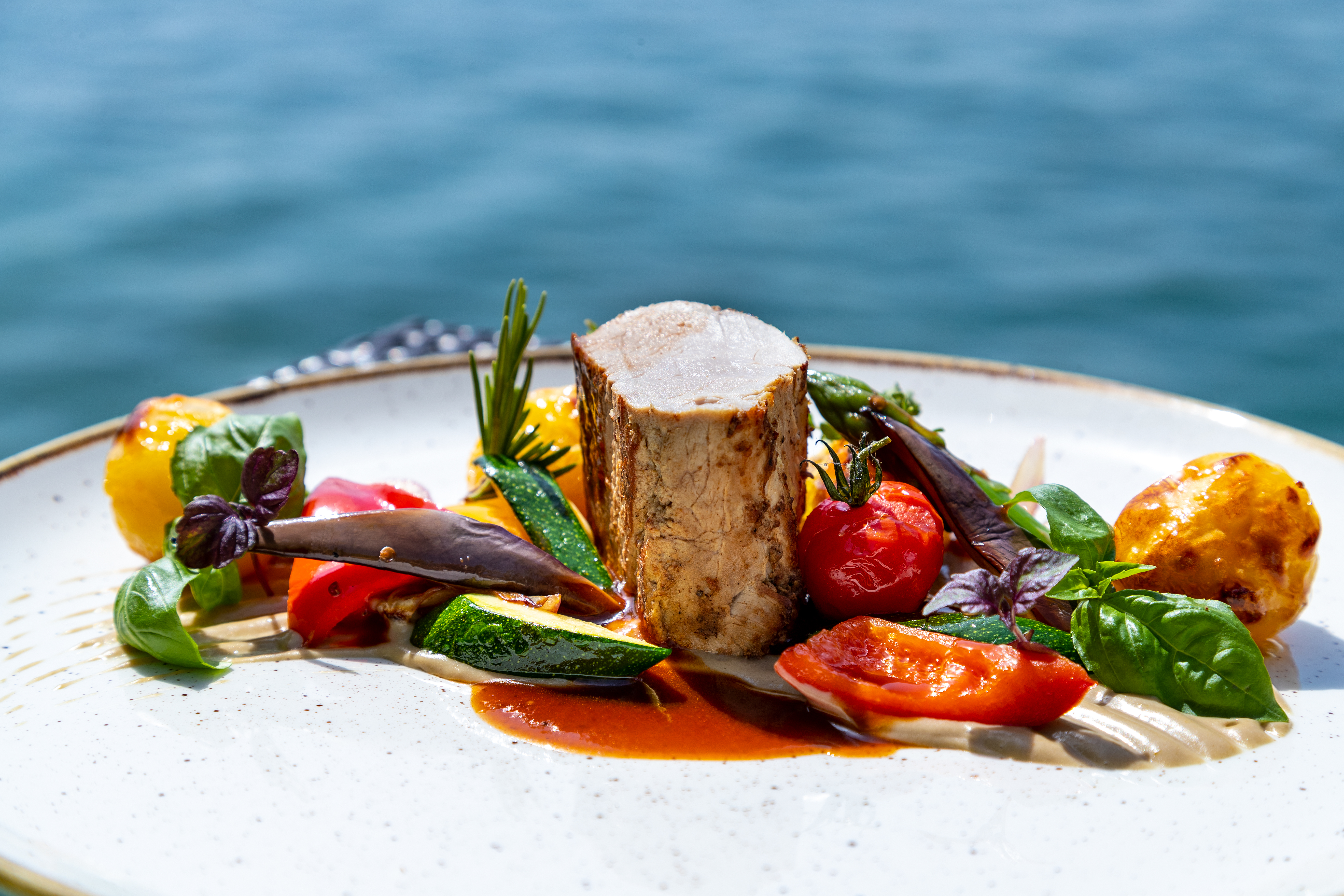 Urlaub am See: Seehotel Leoni