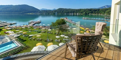 Hotels am See - Verpflegung: Frühstück - Ausblick vom Balkon auf den Klopeiner See - Hotel & Spa Sonne Klopeinersee