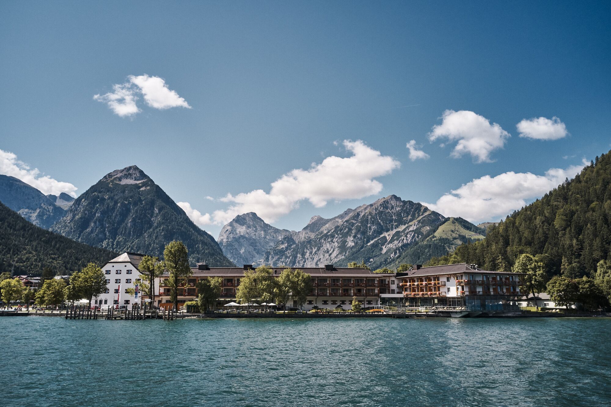 Hotels am See - Eine Lage wie sonst keiner!
Einzigartige Lage direkt am Ufer des Achensees - Fürstenhaus am Achensee
