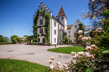 Urlaub am See: Schloss Wartegg