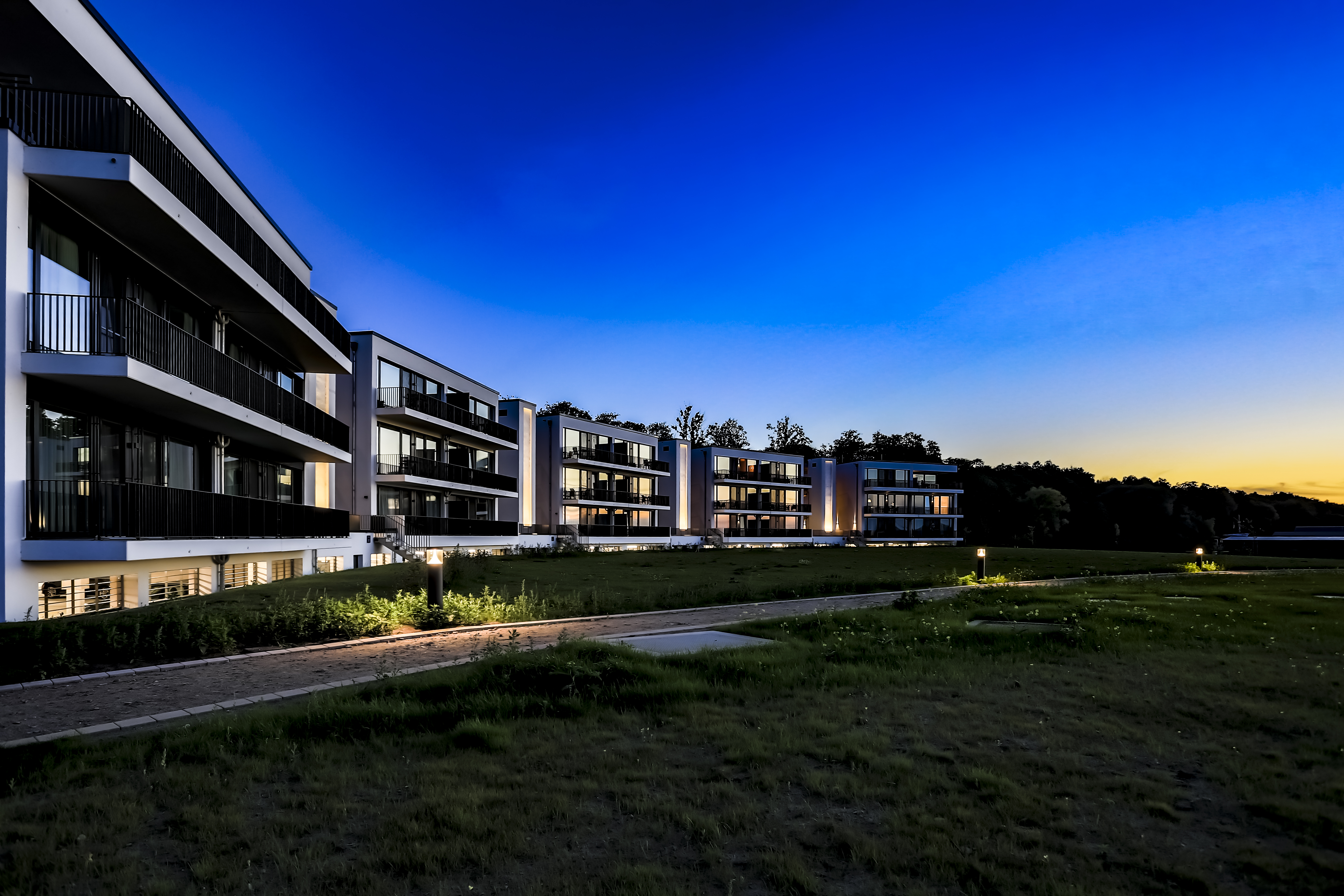 Hotels am See - Deutschland - Abendstimmung - MAREMÜRITZ Yachthafen Resort