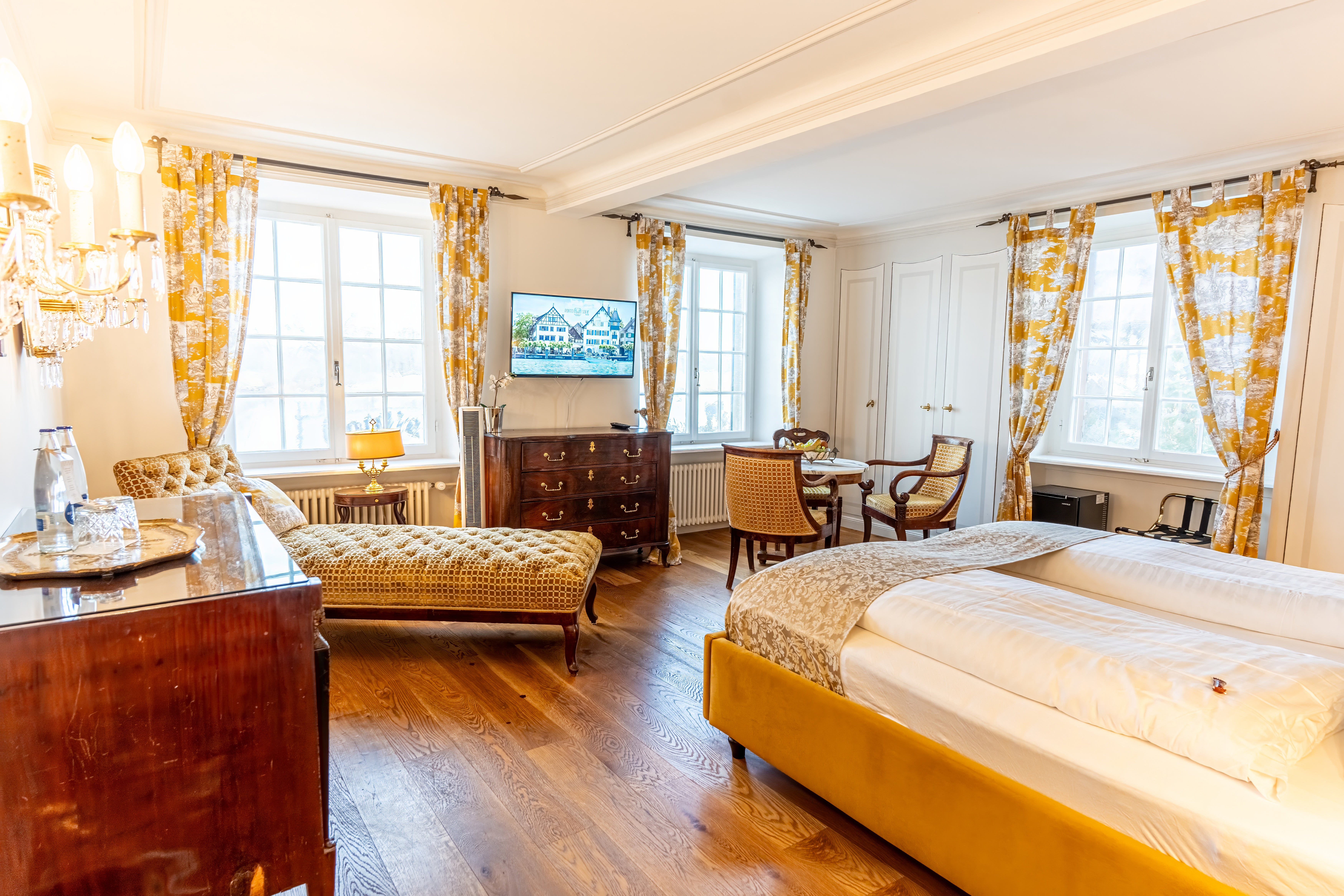 Urlaub am See: Seezimmer Deluxe mit Seeblick - Hotel Porto Sofie in Gottlieben