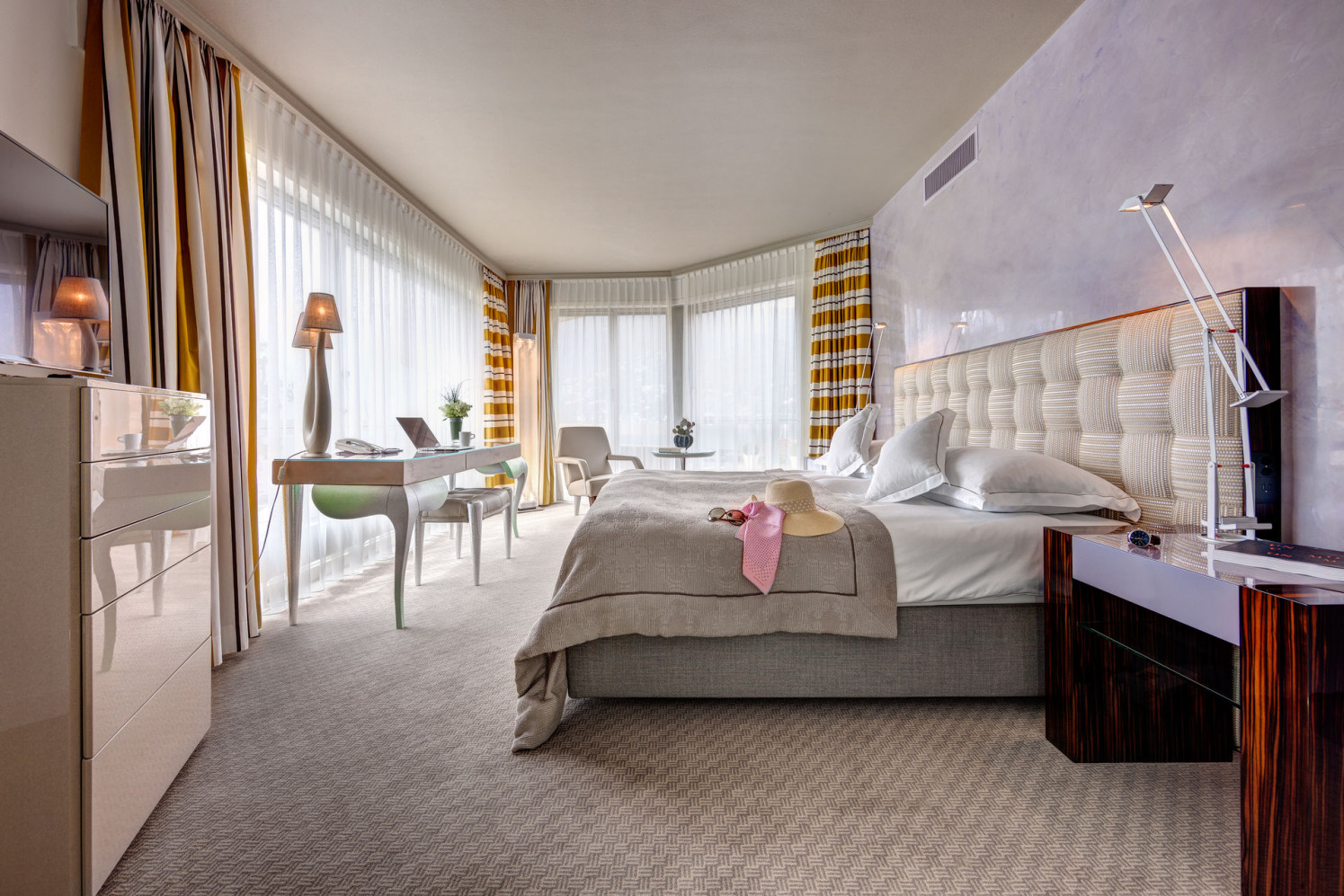 Urlaub am See: Hotel Eden Roc