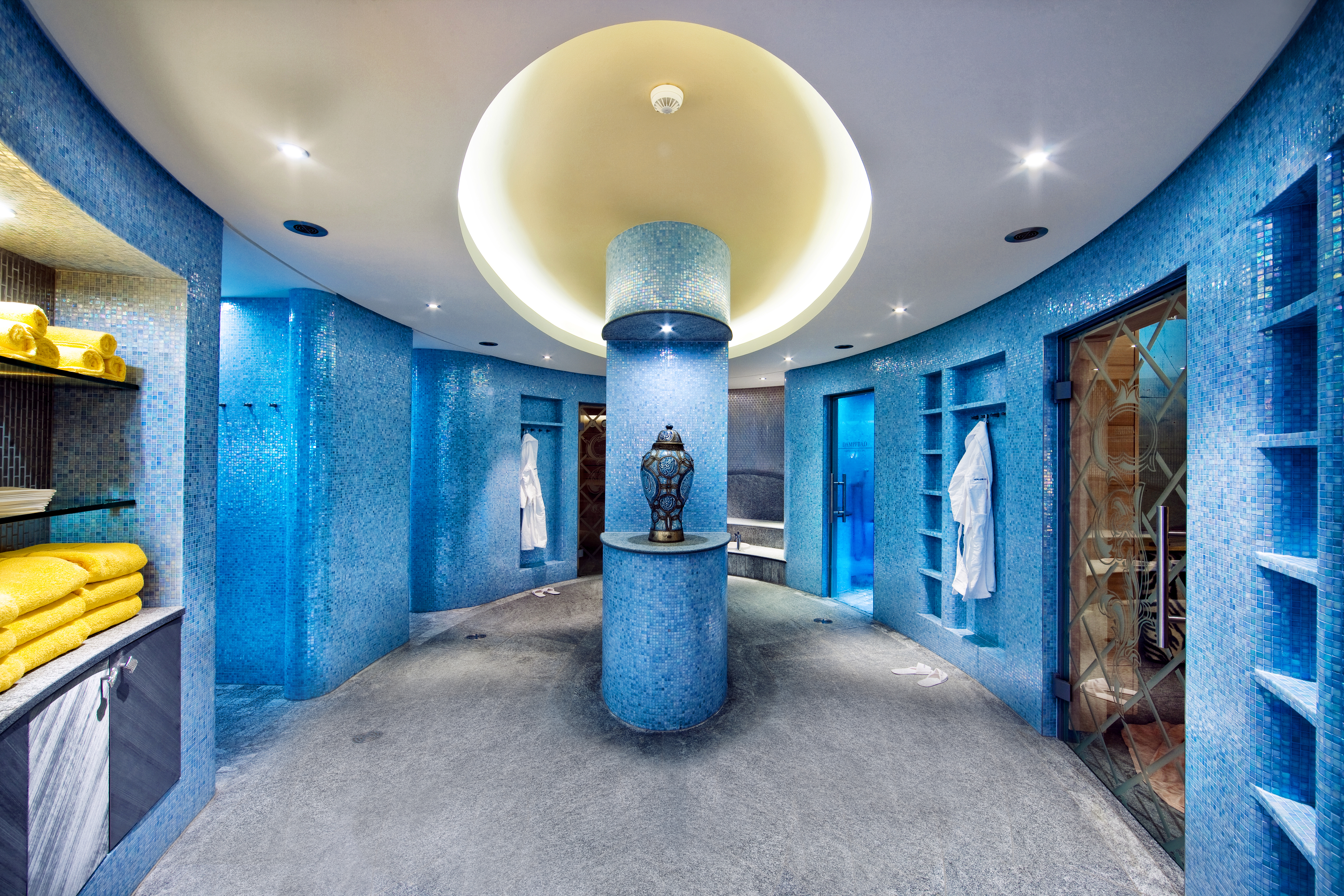 Urlaub am See: Hotel Eden Roc