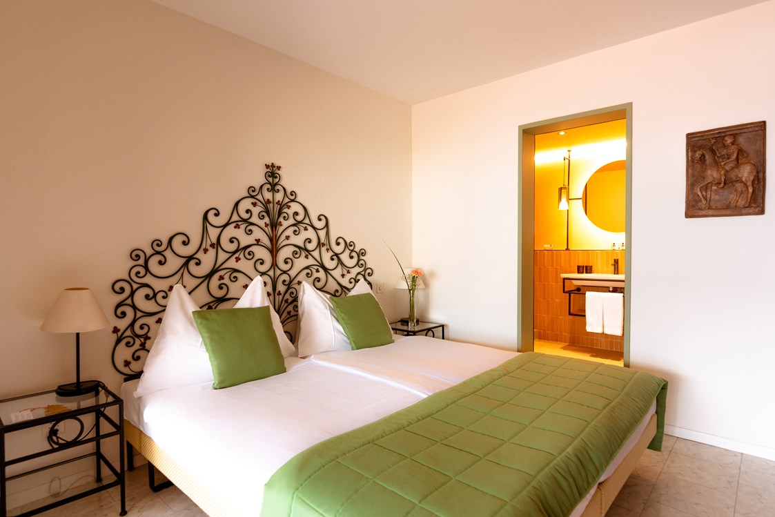 Urlaub am See: Junior Suite Classic - Sunstar Hotel Brissago - Sunstar Hotel Brissago