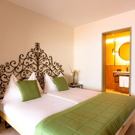 Urlaub am See: Junior Suite Classic - Sunstar Hotel Brissago - Sunstar Hotel Brissago