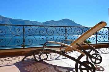 Urlaub am See: Balkon mit Seesicht - Sunstar Hotel Brissago - Sunstar Hotel Brissago