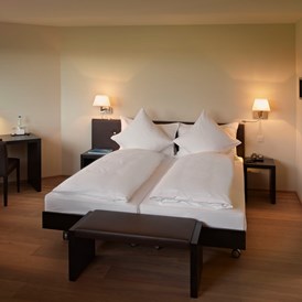 Urlaub am See: Doppelzimmer Superior - Hotel Seepark Thun - Hotel Seepark