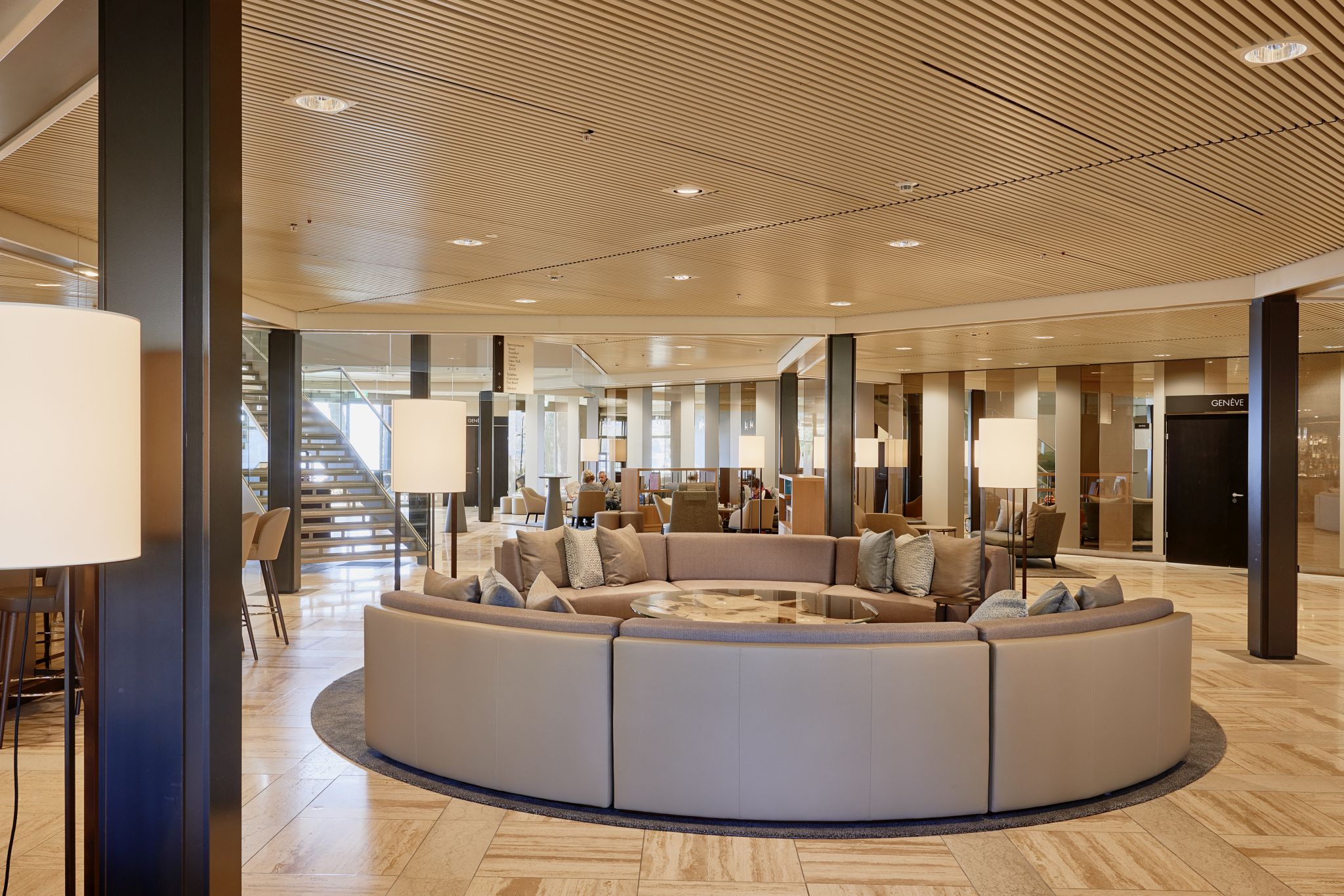 Hotels am See - Gunten - Center Lounge - Foyer Hotel Seepark Thun - Hotel Seepark Thun