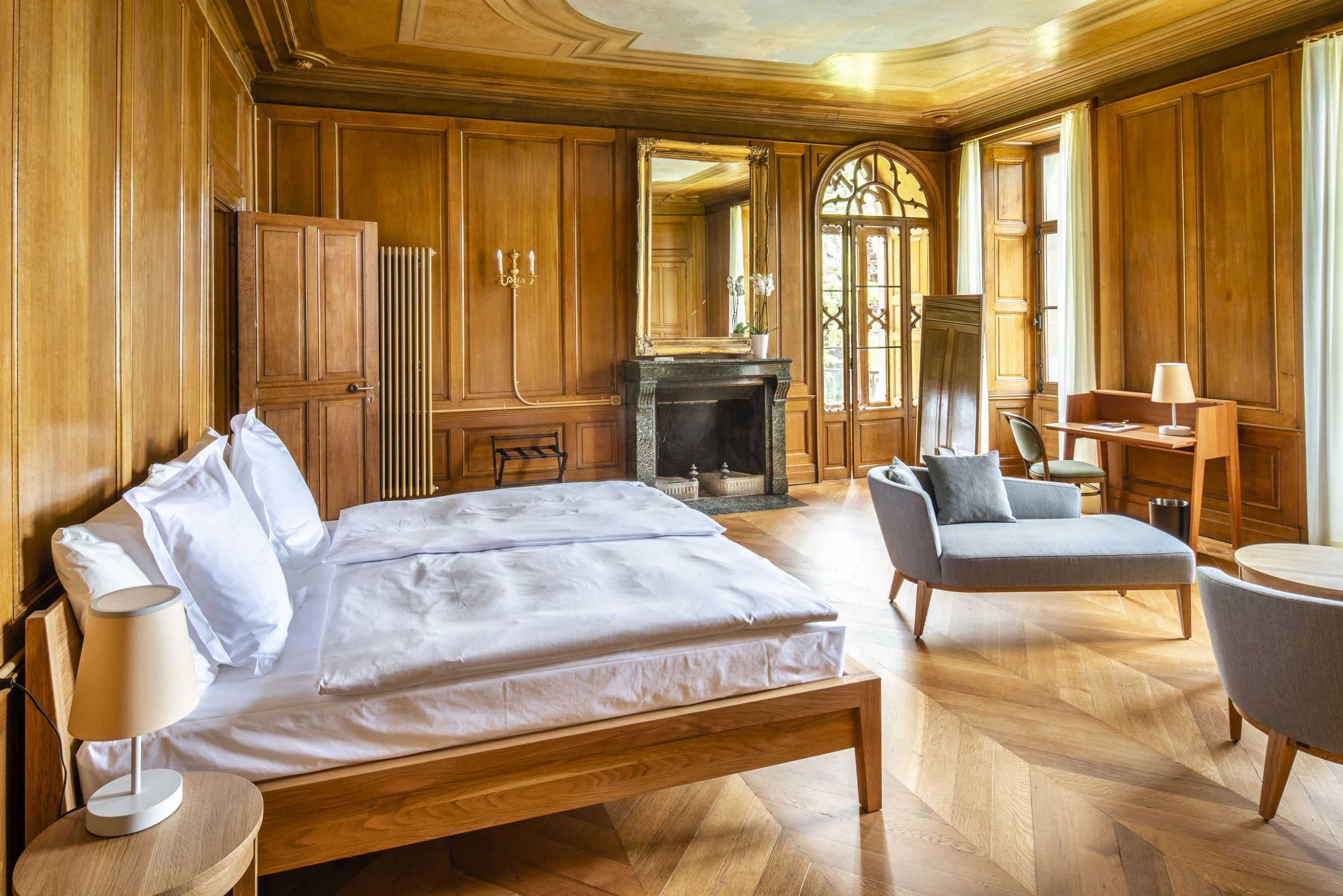 Schloss Schadau Hotel - Restaurant Zimmerkategorien Deluxe-Zimmer Seesicht