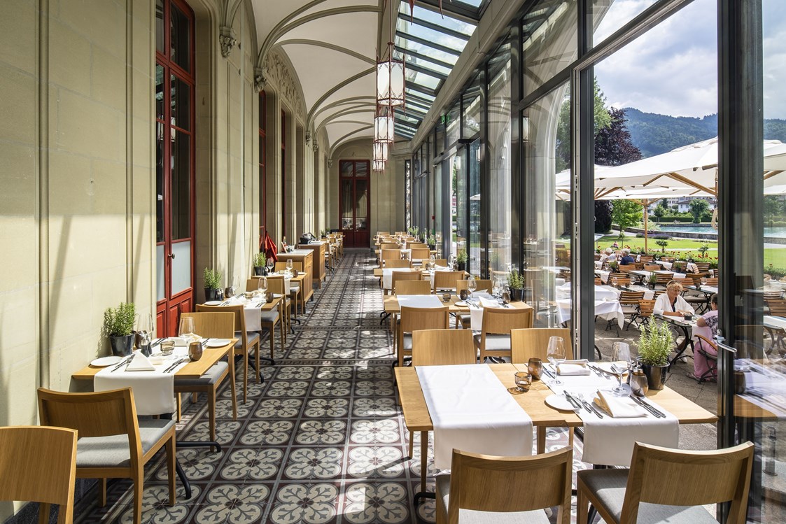 Urlaub am See: Veranda - Schloss Schadau Hotel - Restaurant