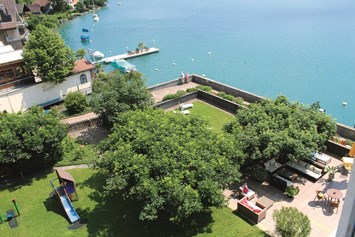 Urlaub am See: Garten - Hotel Restaurant Bellevue au Lac