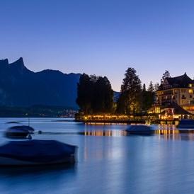 Urlaub am See: Traumhafte Abendstimmung - Parkhotel Gunten