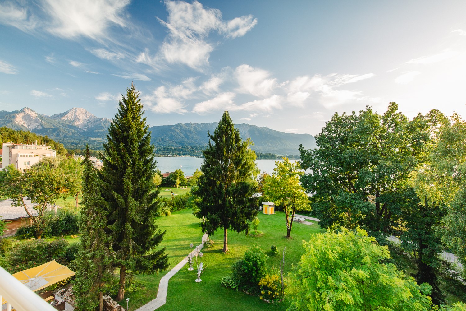 Hotels am See - Kärnten - Aussicht Zimmer/Suiten - Erwachsenenhotel "das Moser - Hotel am See"