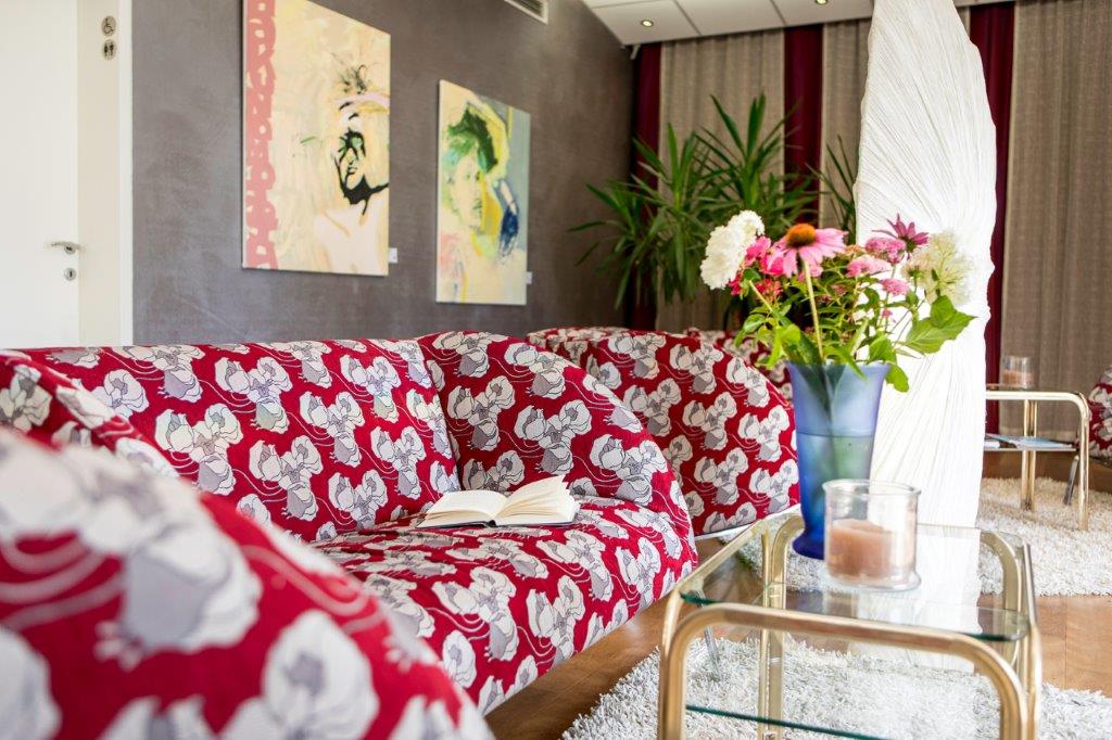 Urlaub am See: Leselounge - Erwachsenenhotel "das Moser - Hotel am See"