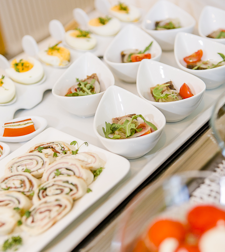 Urlaub am See: Frühstücksbuffet 8-12Uhr - Erwachsenenhotel "das Moser - Hotel am See"