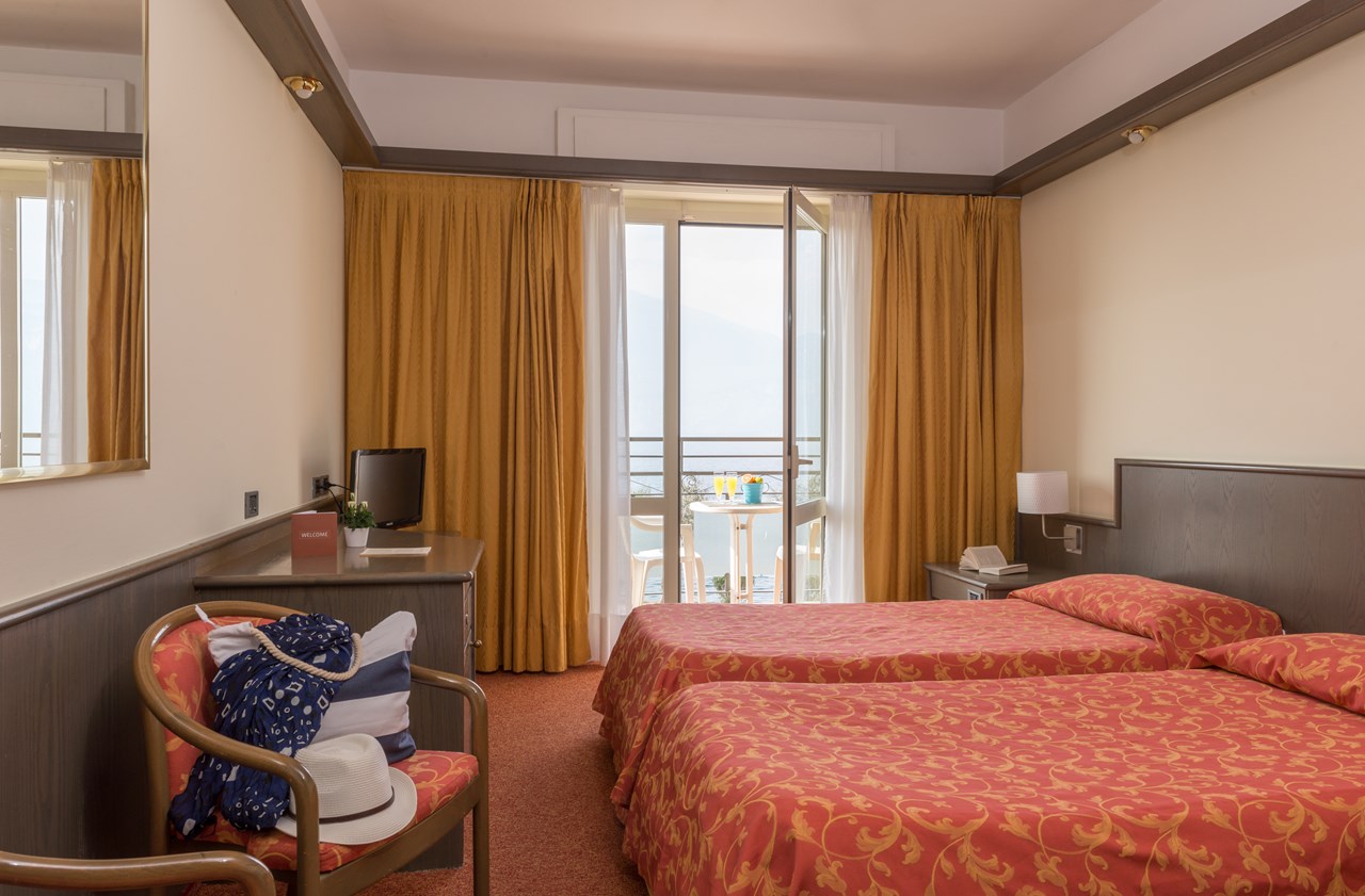 Hotel Drago Zimmerkategorien Doppelzimmer Balkon und Seeblick