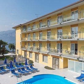 Urlaub am See: Hotel Drago